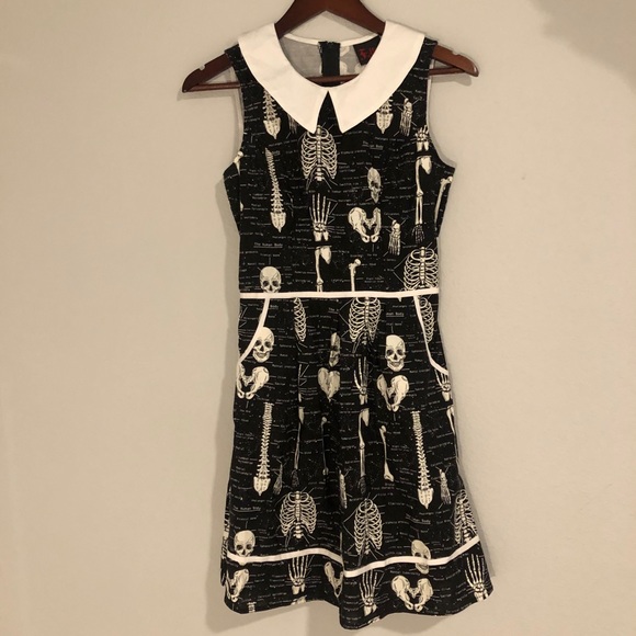 Modcloth Dresses & Skirts - Anatomy peterpan collar dress